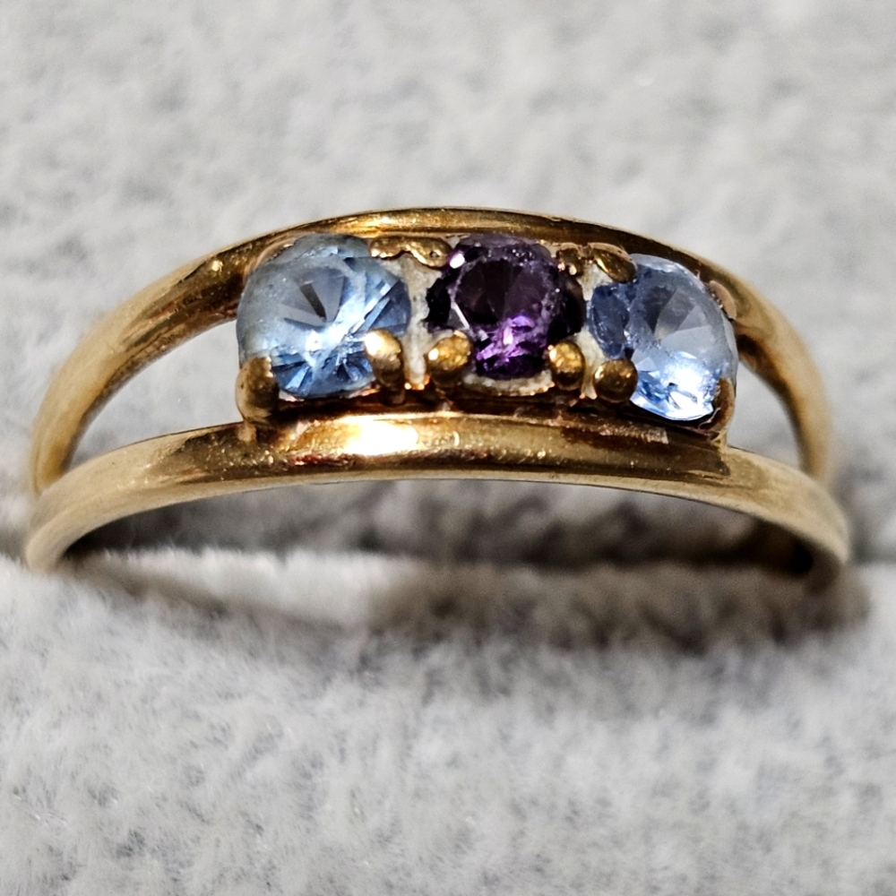 10K Gold with Gemstones Ring